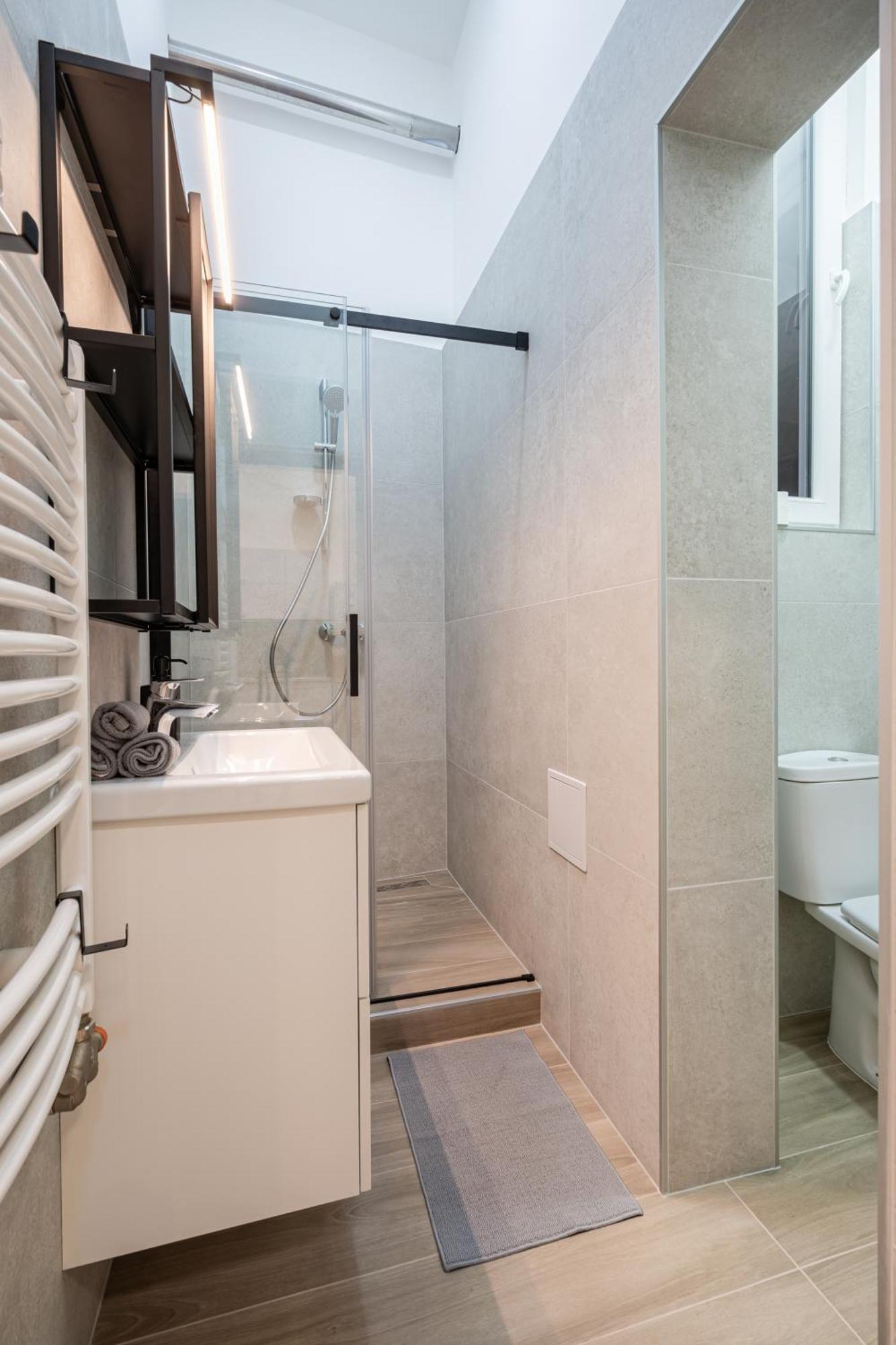Luxurious Downtown Family Suite Budapest Exteriör bild